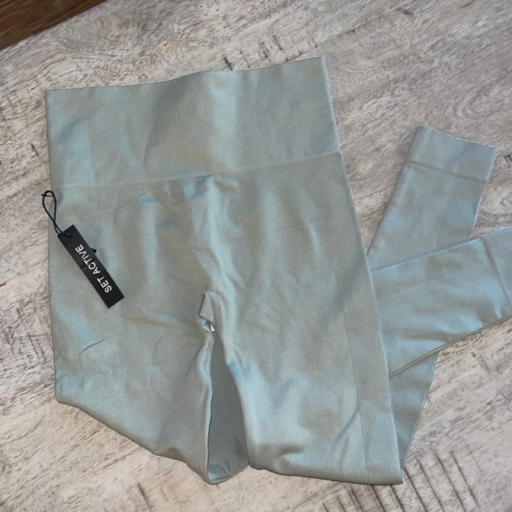 NWT SET ACTIVE LEGGINGS